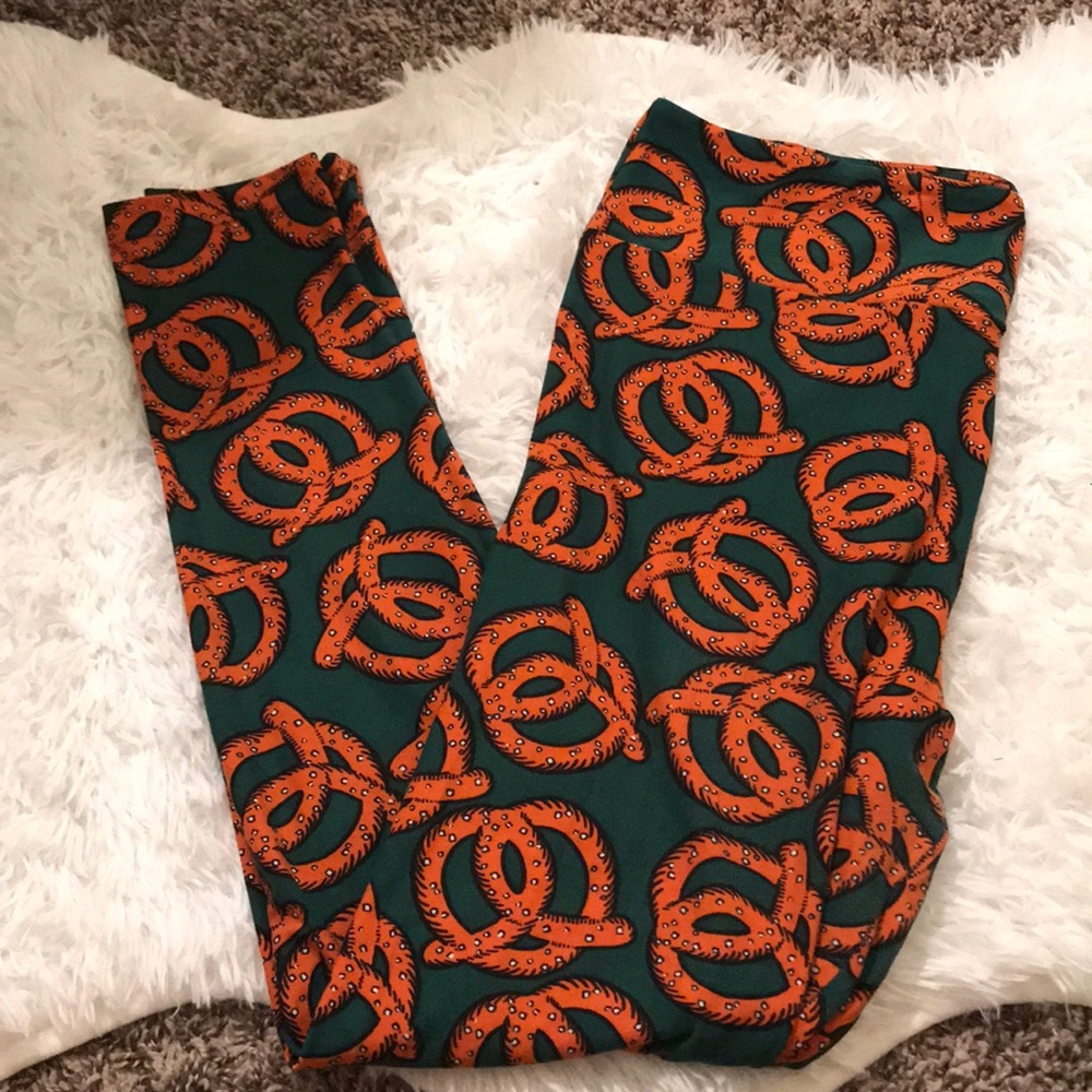 🦄🚨Lularoe Pretzel 🥨 Leggings